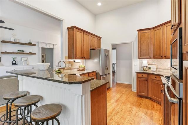 6910 Hampton Creek Drive, Cumming, GA 30041