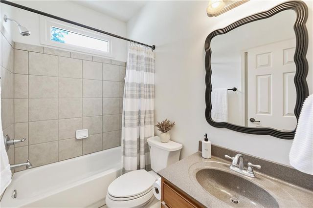6910 Hampton Creek Drive, Cumming, GA 30041