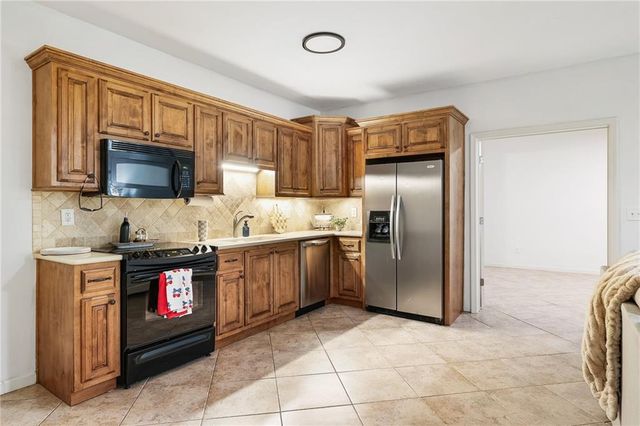6910 Hampton Creek Drive, Cumming, GA 30041