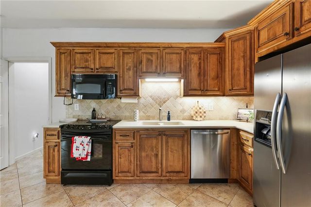 6910 Hampton Creek Drive, Cumming, GA 30041