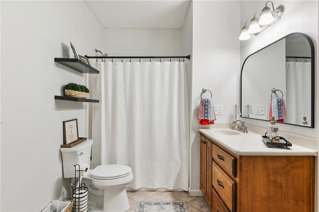 6910 Hampton Creek Drive, Cumming, GA 30041