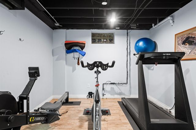 400 Montgomery Avenue, Ann Arbor, MI 48103