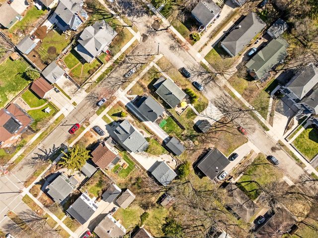 400 Montgomery Avenue, Ann Arbor, MI 48103