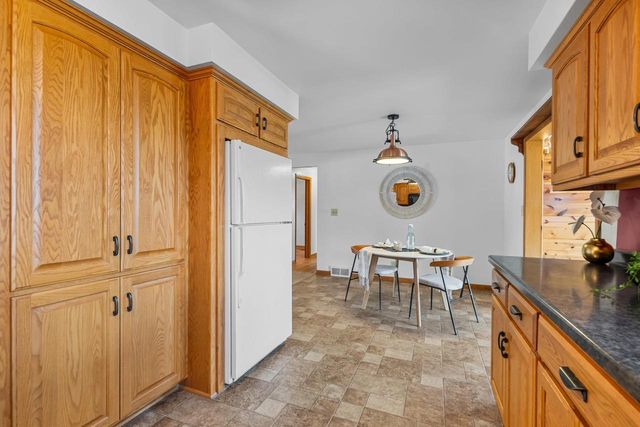 1904 MAIN AVENUE, Kaukauna, WI 54130