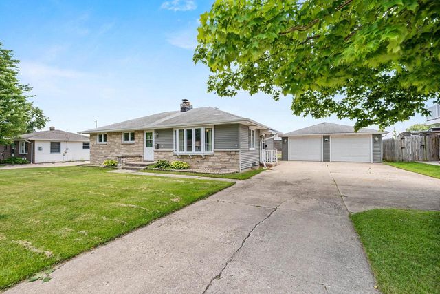 1904 MAIN AVENUE, Kaukauna, WI 54130