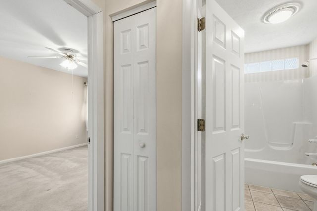 10 LONGFELLOW Drive, Erie, PA 16509