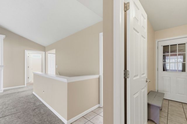 10 LONGFELLOW Drive, Erie, PA 16509