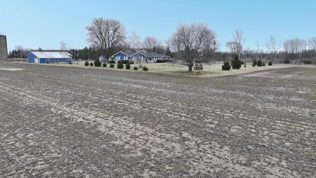 91 N Doran Road, Imlay City, MI 48444