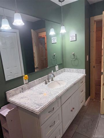 91 N Doran Road, Imlay City, MI 48444