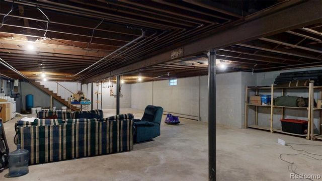 91 N Doran Road, Imlay City, MI 48444