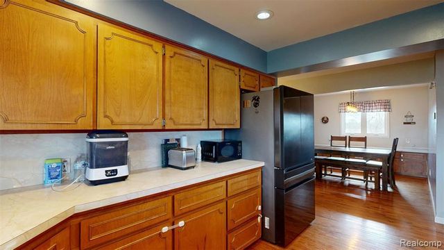 91 N Doran Road, Imlay City, MI 48444