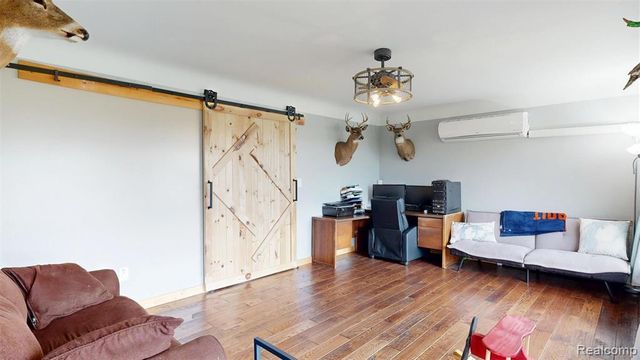 91 N Doran Road, Imlay City, MI 48444