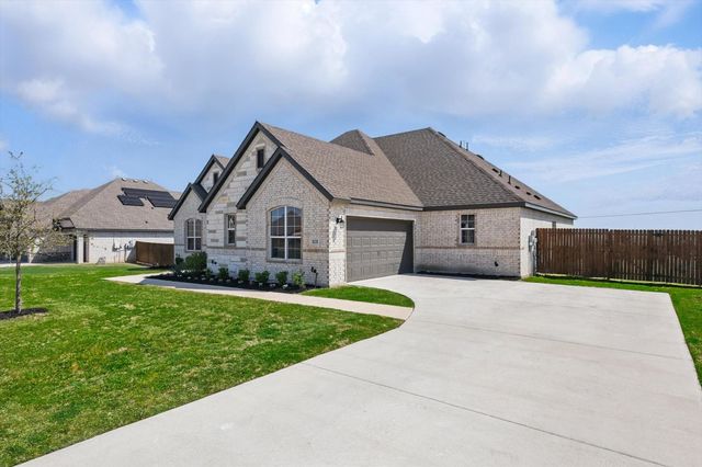 313 Prairie Dog Drive, Godley, TX 76044