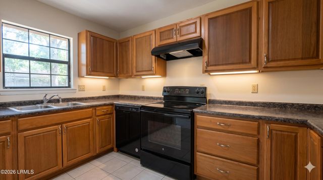6 Oakwood Drive, Beaufort, SC 29907
