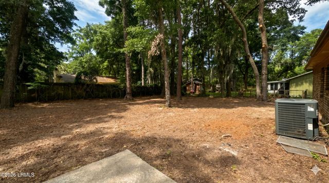 6 Oakwood Drive, Beaufort, SC 29907