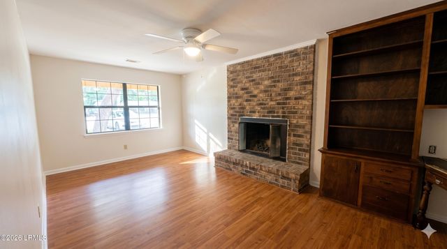 6 Oakwood Drive, Beaufort, SC 29907