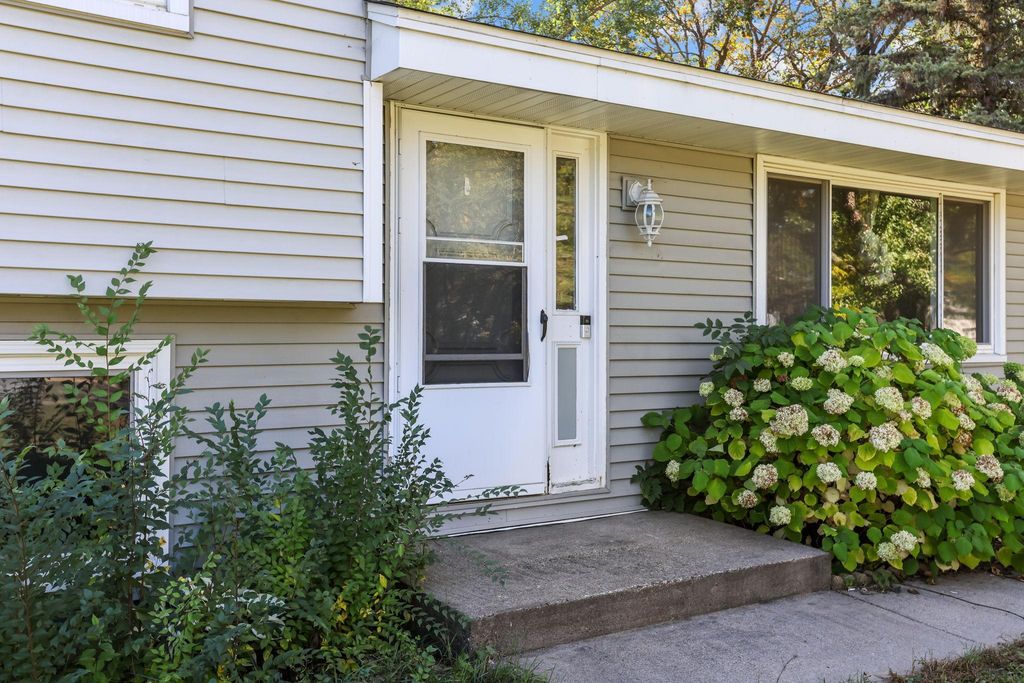 1600 131st Avenue NE, Blaine, MN 55449 — photo 2