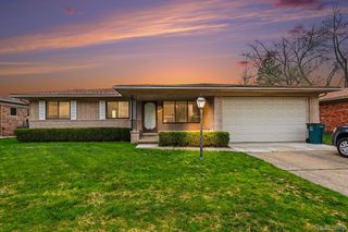 5698 Bingham Drive, Troy, MI 48085