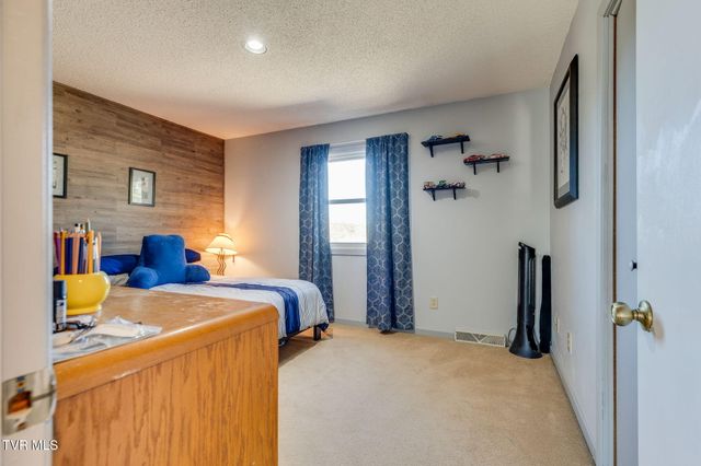 1006 Olympus Circle, Kingsport, TN 37663