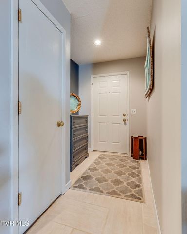 1006 Olympus Circle, Kingsport, TN 37663