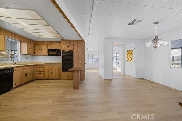 950 California 82, Calimesa, CA 92320