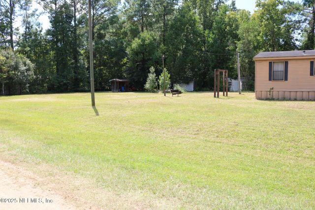 54089 HUCKLEBERRY Lane, Callahan, FL 32011