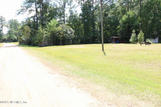 54089 HUCKLEBERRY Lane, Callahan, FL 32011