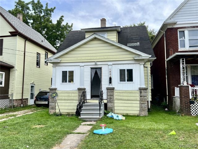 1869 Weston Avenue, Niagara Falls, NY 14305