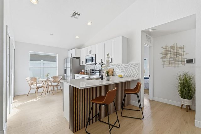 11825 WHISPER CREEK DRIVE, Riverview, FL 33569