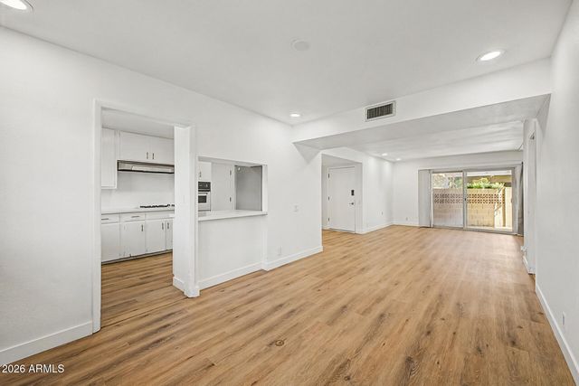 520 W CLARENDON Avenue C3, Phoenix, AZ 85013