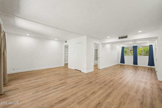 520 W CLARENDON Avenue C3, Phoenix, AZ 85013