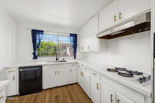 520 W CLARENDON Avenue C3, Phoenix, AZ 85013