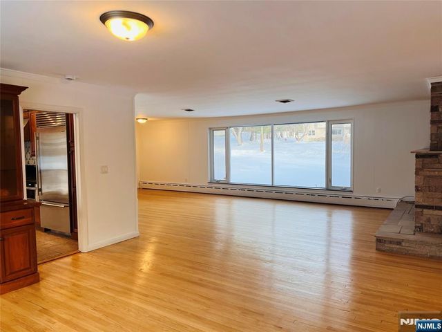 391 Forest Road, Mahwah, NJ 07430