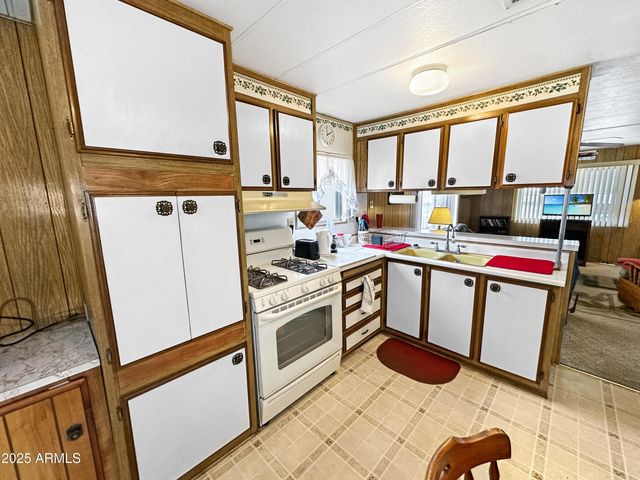 25 S 102nd Street 47, Mesa, AZ 85208