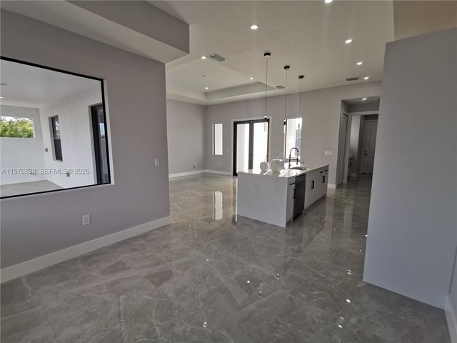 2913 NW 21 ave, Cape Coral, FL 33993