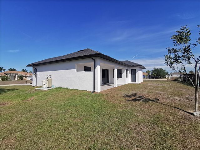 2913 NW 21 ave, Cape Coral, FL 33993