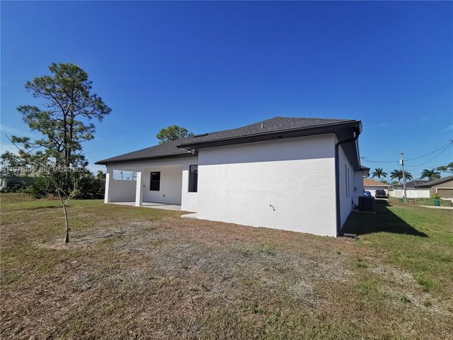 2913 NW 21 ave, Cape Coral, FL 33993