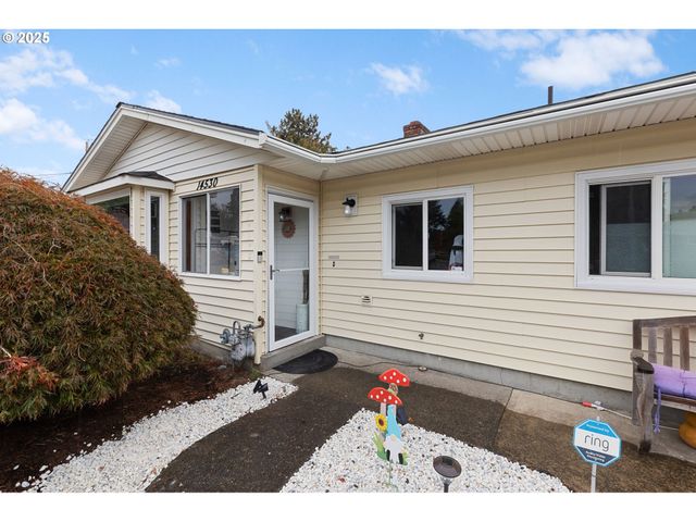14530 Ne KNOTT Ct, Portland, OR 97230