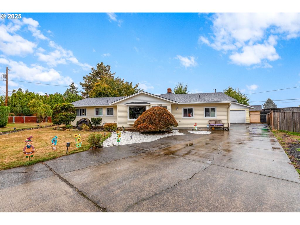 14530 Ne KNOTT Ct, Portland, OR 97230