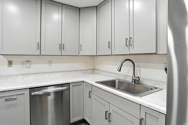 8303 W 400 S, Russiaville, IN 46979