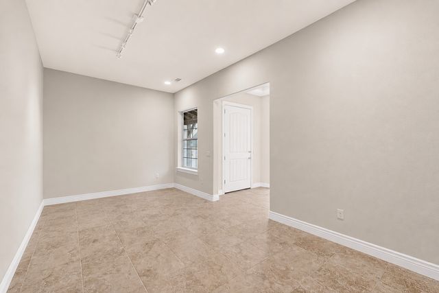 8708 Crestview Drive, Denton, TX 76207