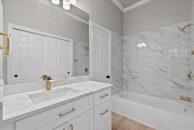 1806 Winter Knoll Way, Houston, TX 77062