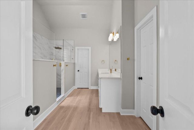 1806 Winter Knoll Way, Houston, TX 77062