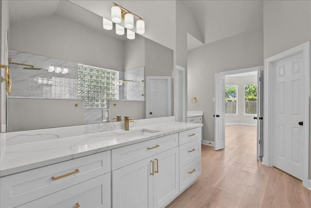 1806 Winter Knoll Way, Houston, TX 77062