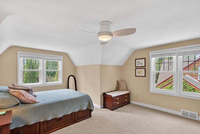 6605 Forest Court, Windsor Heights, IA 50324