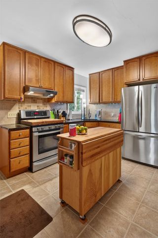 6605 Forest Court, Windsor Heights, IA 50324