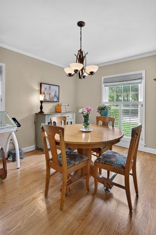 6605 Forest Court, Windsor Heights, IA 50324
