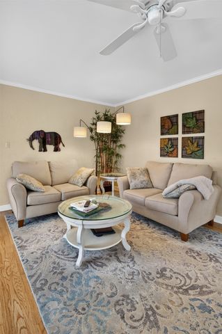6605 Forest Court, Windsor Heights, IA 50324