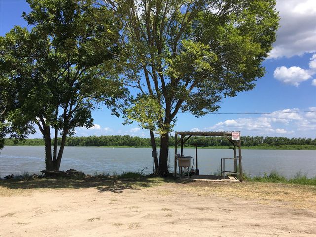 496 Campground Road, Trinity, TX 75862
