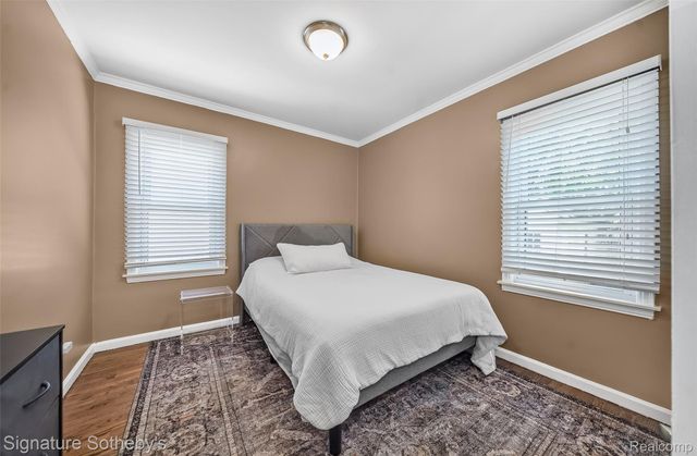 1820 Guthrie Avenue, Royal Oak, MI 48067